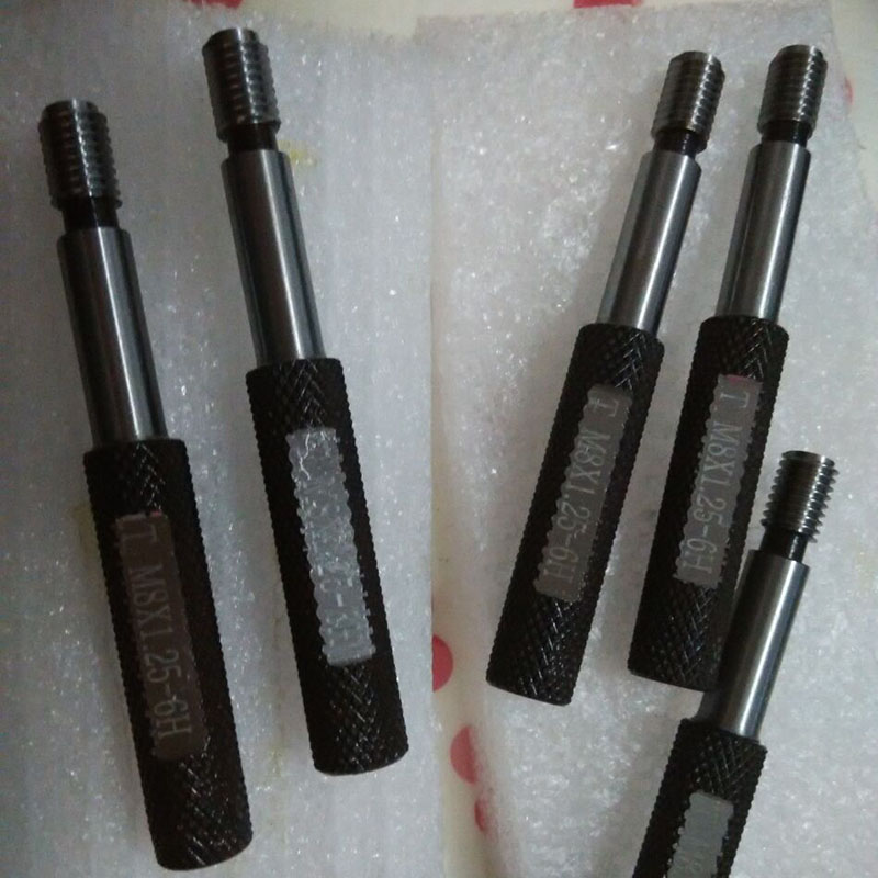 Thread plug gauge