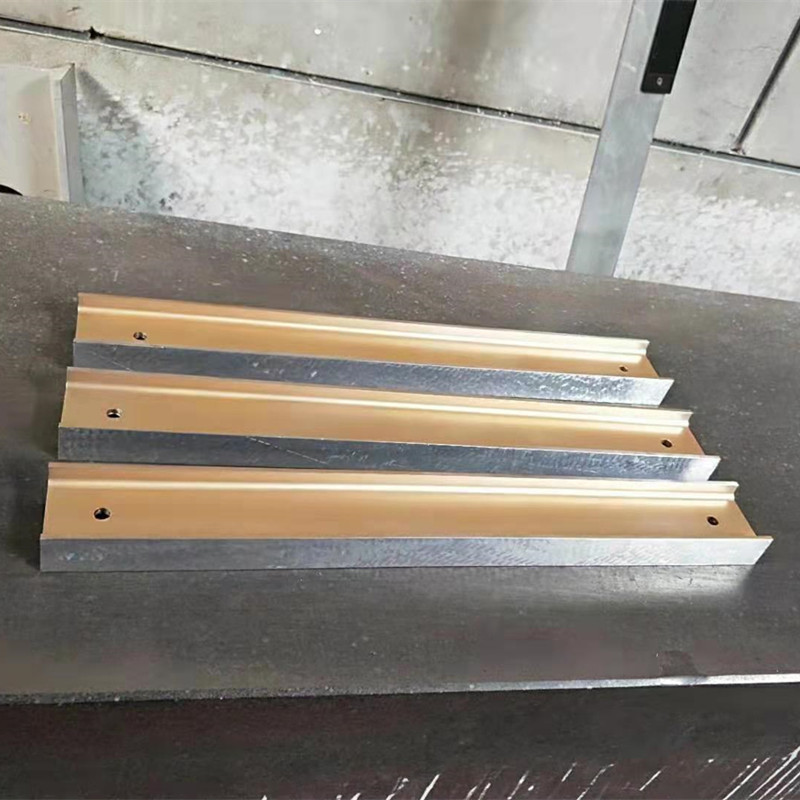 Magbasa nang higit pa tungkol sa mga pinuno ng aluminyo